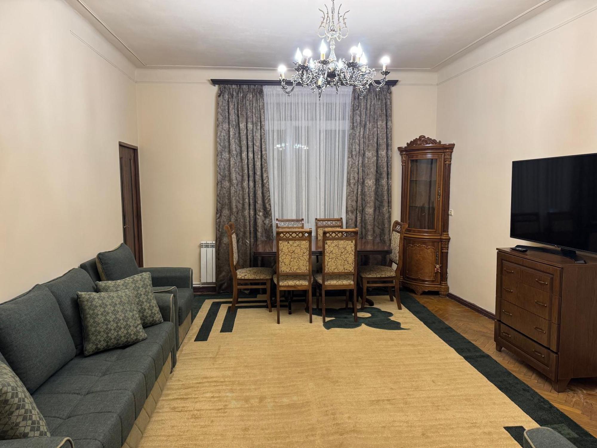 Apartments On Paronyan 15 Jerevan Buitenkant foto