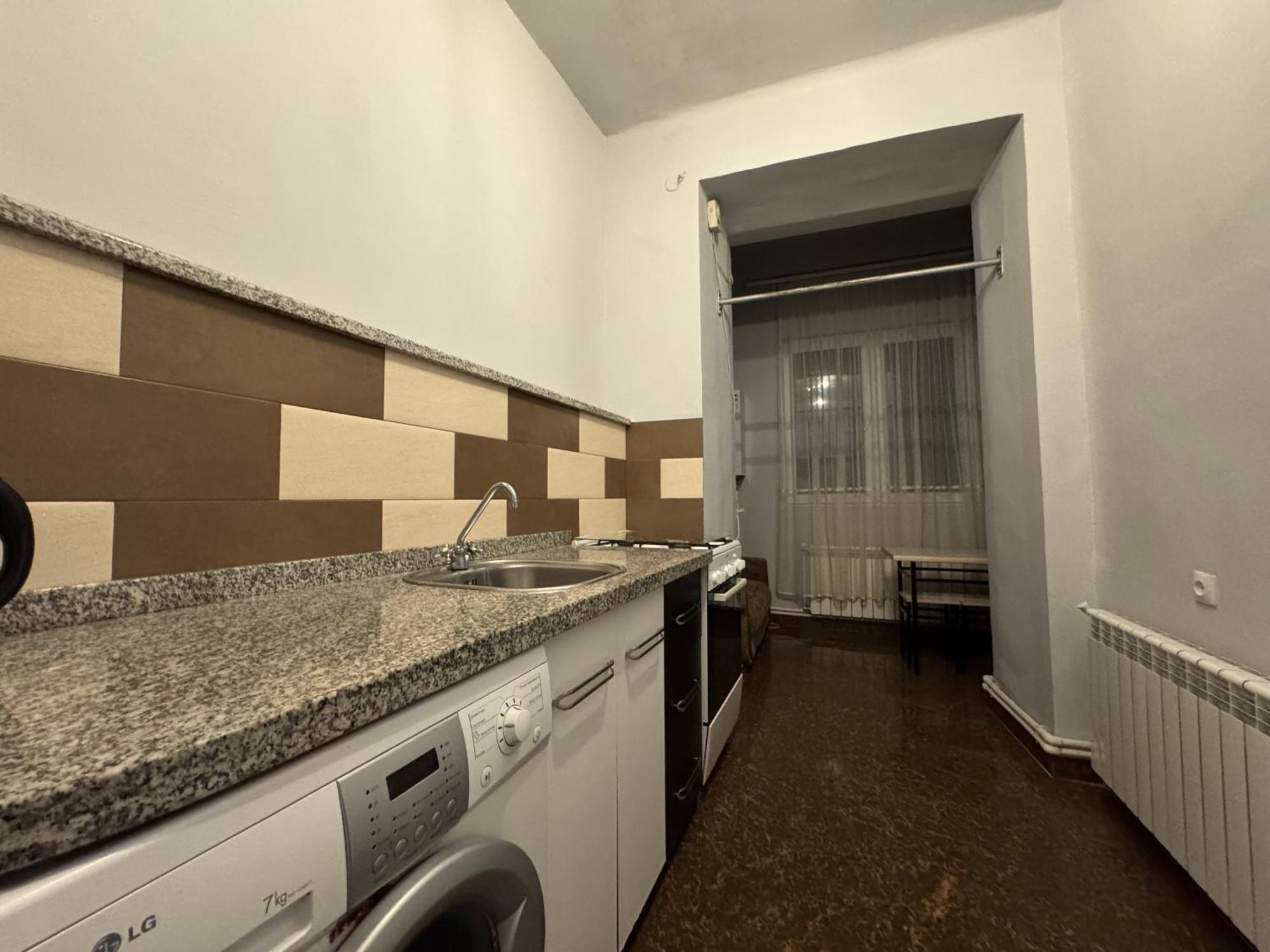 Apartments On Paronyan 15 Jerevan Buitenkant foto